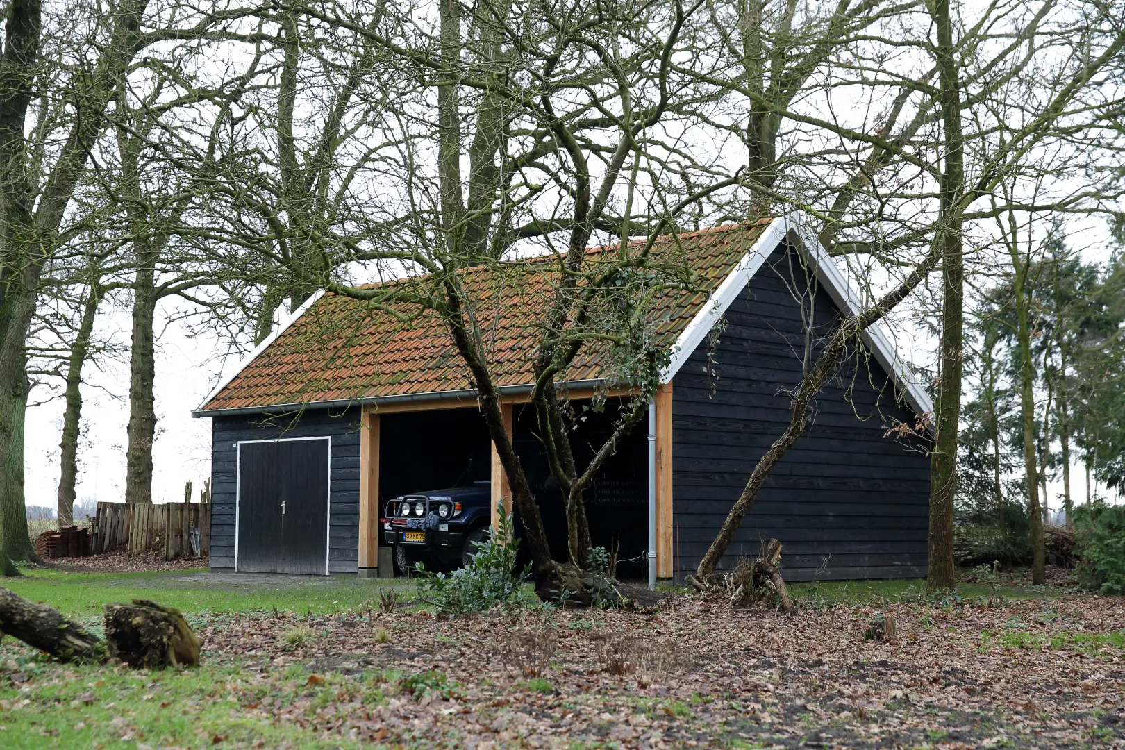 Houten kapschuur.04