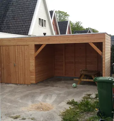 Berging met overkapping.04