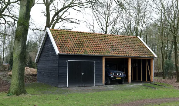 Houten kapschuur.00
