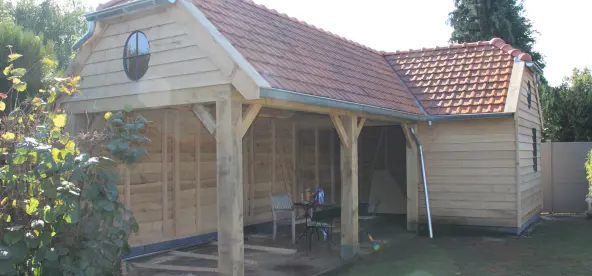 tuinhuis met overkapping.00