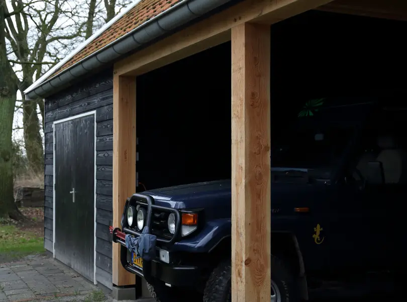 Houten kapschuur.02