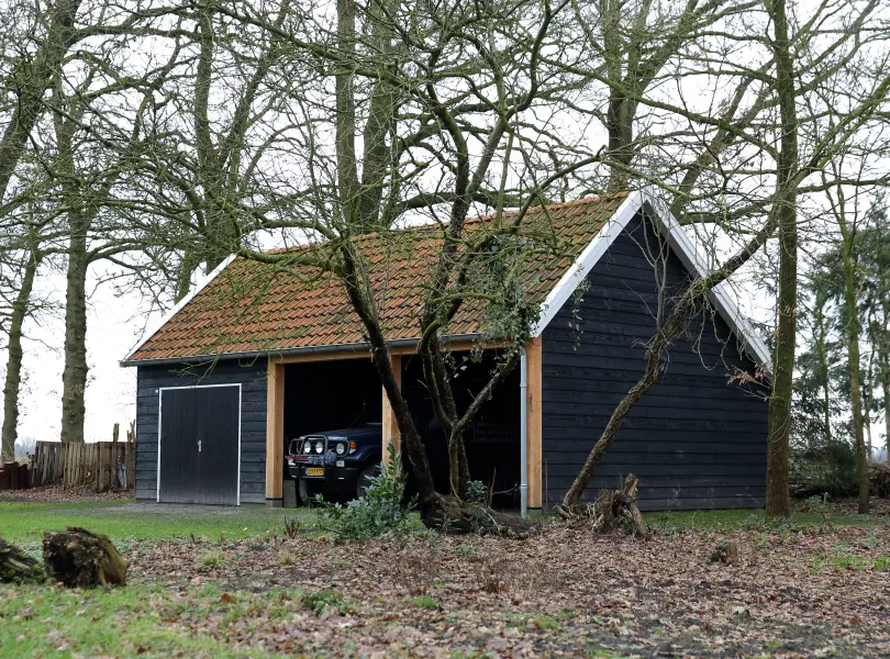 Houten kapschuur.04